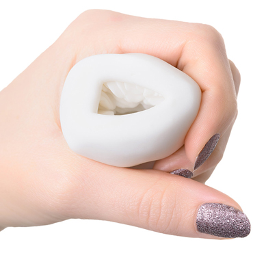 Men'sMax Pucchi Cream, белый - Компактный мастурбатор со смазкой - купить в секс шопе