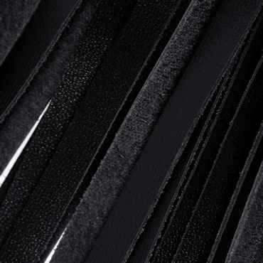 Pecado Плеть с черной рукоятью, черная, Из натуральной кожи и другие товары Pecado с фото