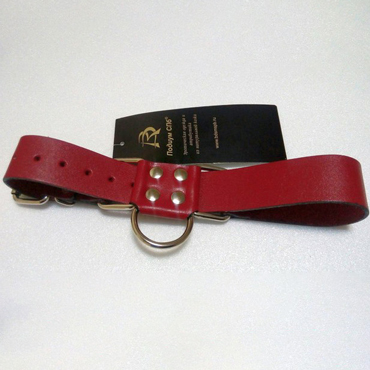 Podium Ременные наручники с полукольцом широкие, красные, Из натуральной кожи с регулировкой