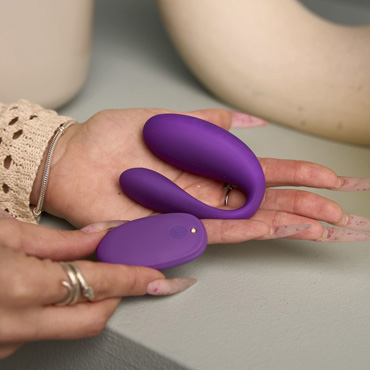 Парный вибромассажер TWIN+ Purple с пультом - С управлением через приложение - купить в секс шопе