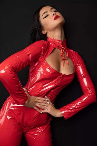 Devil&Angel Лаковый комбинезон, красный - С широким декольте - купить в секс шопе