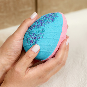 Бомбочка для ванны Oomph Egg flip, 340 гр - С  ягодно-десертным ароматом - купить в секс шопе