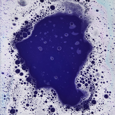 Новинка раздела Интимные смазки и косметика - Бомбочка для ванны Oomph Royal egg, 1300 гр