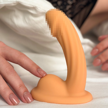 Реалистичный вибратор Mikki Sensora - подробные фото в секс шопе Condom-Shop