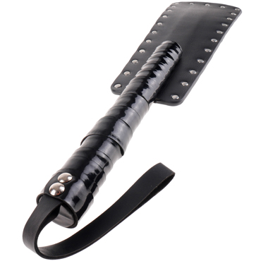 Pipedream Punisher Paddle, черная - Шлепалка с металлическим декором - купить в секс шопе