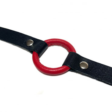 BDSM Арсенал Кляп с кольцом кожаный, красный - фото, отзывы