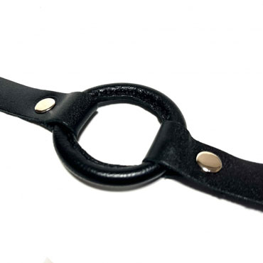 BDSM Арсенал Кляп с кольцом кожаный, черный - фото, отзывы