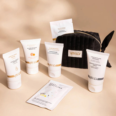 Набор YESforLOV Enchanted Velvet, черная косметичка